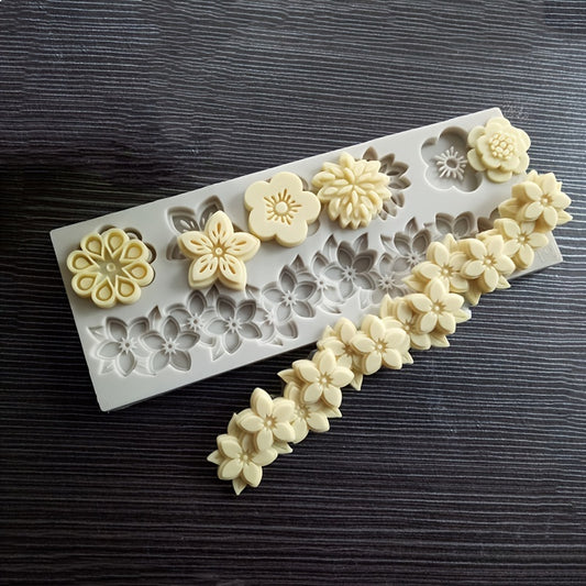1pc 5.71inch Flower-shaped Fondant Silicone Mold