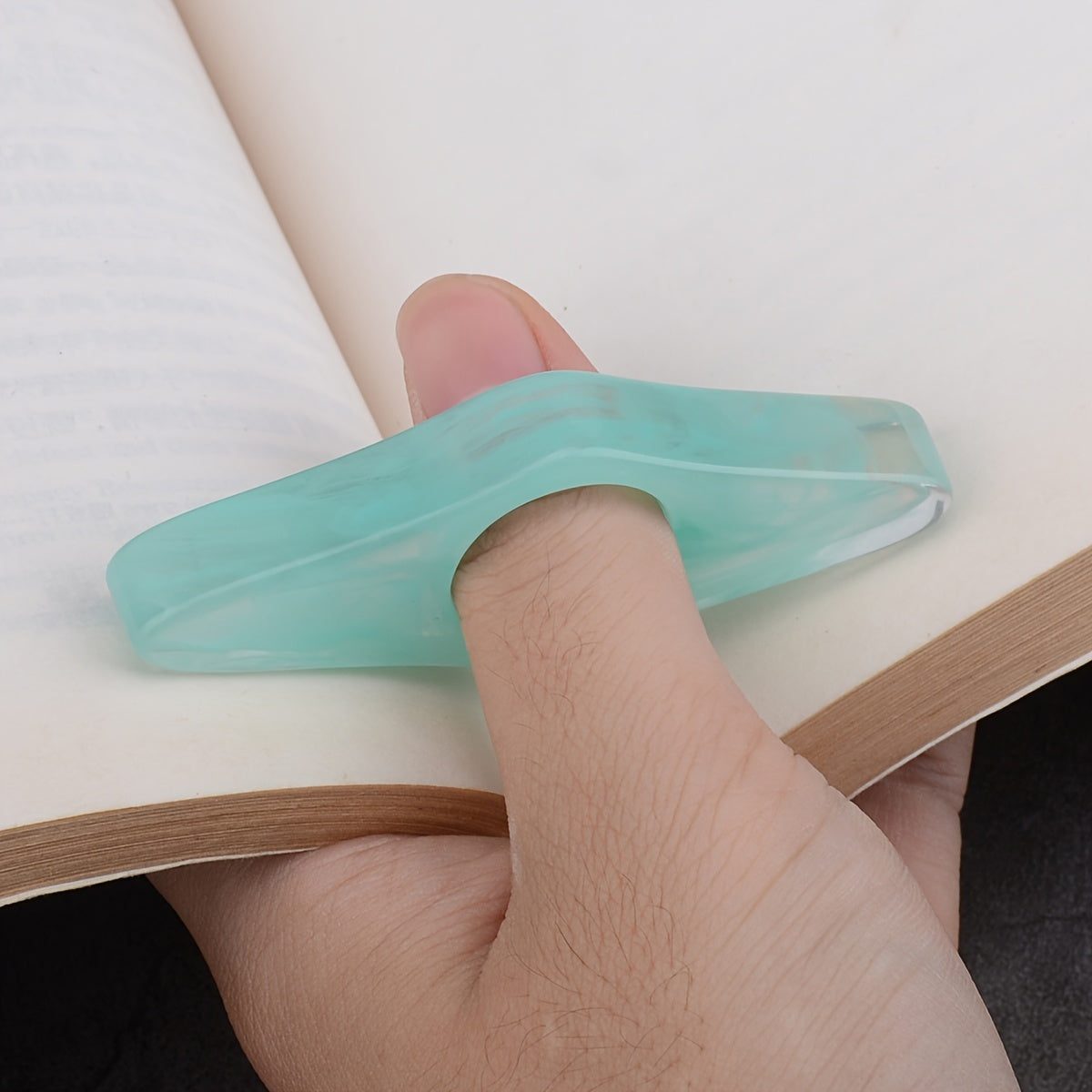 Premium Resin Bookmark Book Stand - Creative Thumb Reading Aid & Page Holder