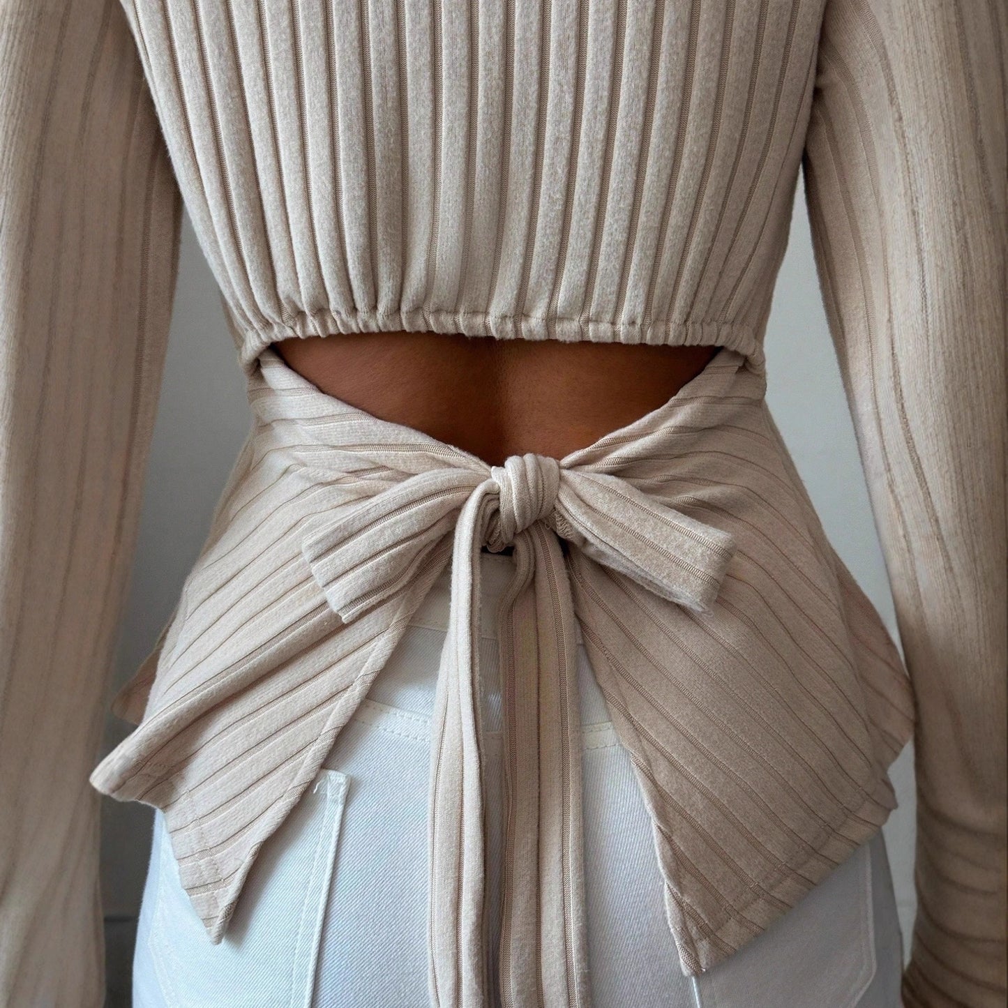 Women's Long-sleeve Bottoming Shirt With Hollowed-out Back And Long Sleeves