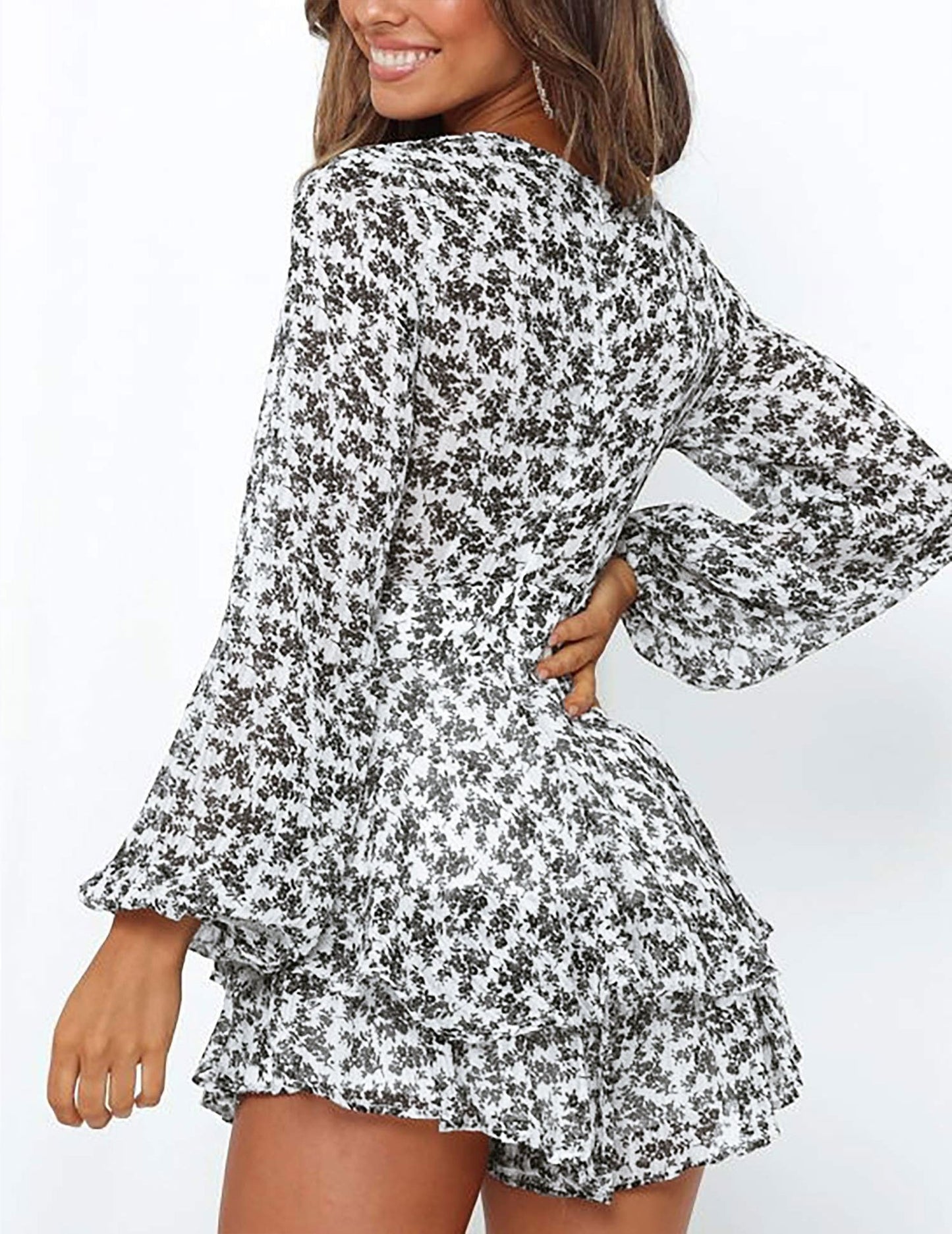 Ladies Polka-dot V-neck Jumpsuits, Long Sleeve Ruffle Hem Romper Playsuit, Casual Every Day Romper, Women's Clothing