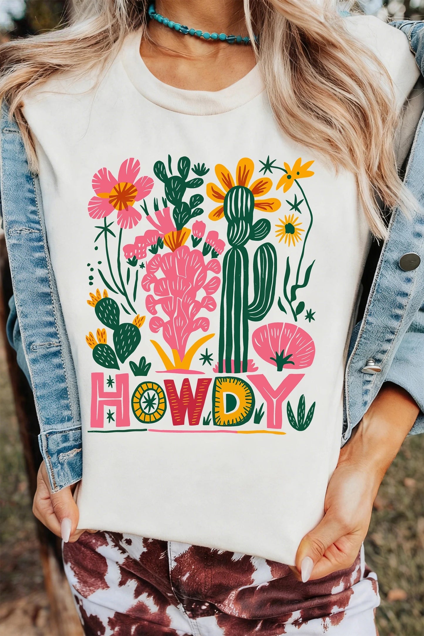 Women's Casual Round Neck Versatile Embroidered Short Sleeve