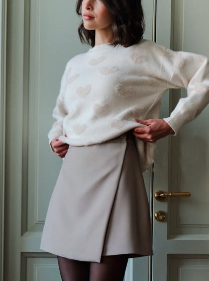 Versatile Figure-flattering High-waisted A-line Skirt With A Slit