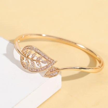 Leaf Shape Shiny Bangle Inlaid Rhinestones 14K Plated Alloy Bangle Bracelet For Women Daily Wear