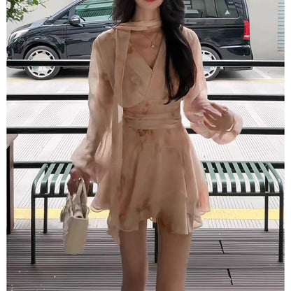 Elegant French-style Floral-print V-neck Long-sleeve Dress