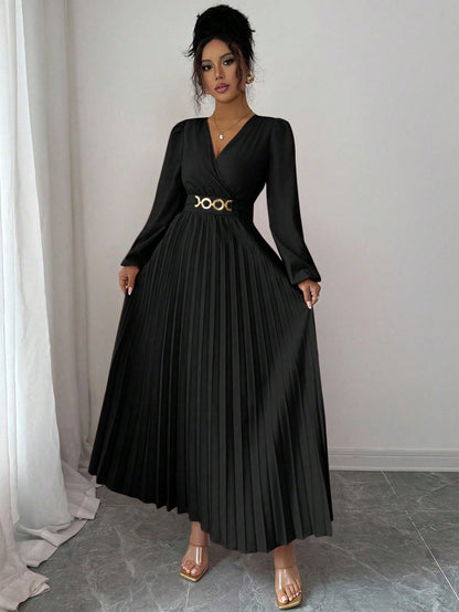 Women's Solid-color Casual Chic V-neck Dress