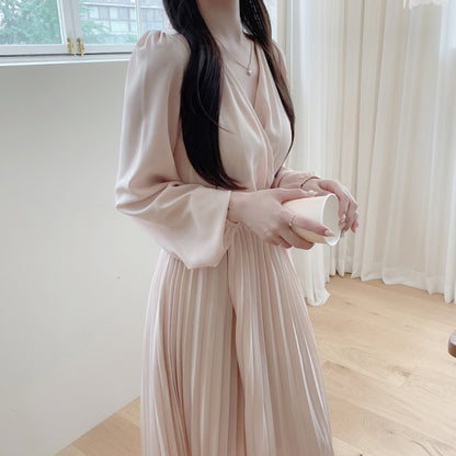 Mid Length Long Sleeve Pleated Dress