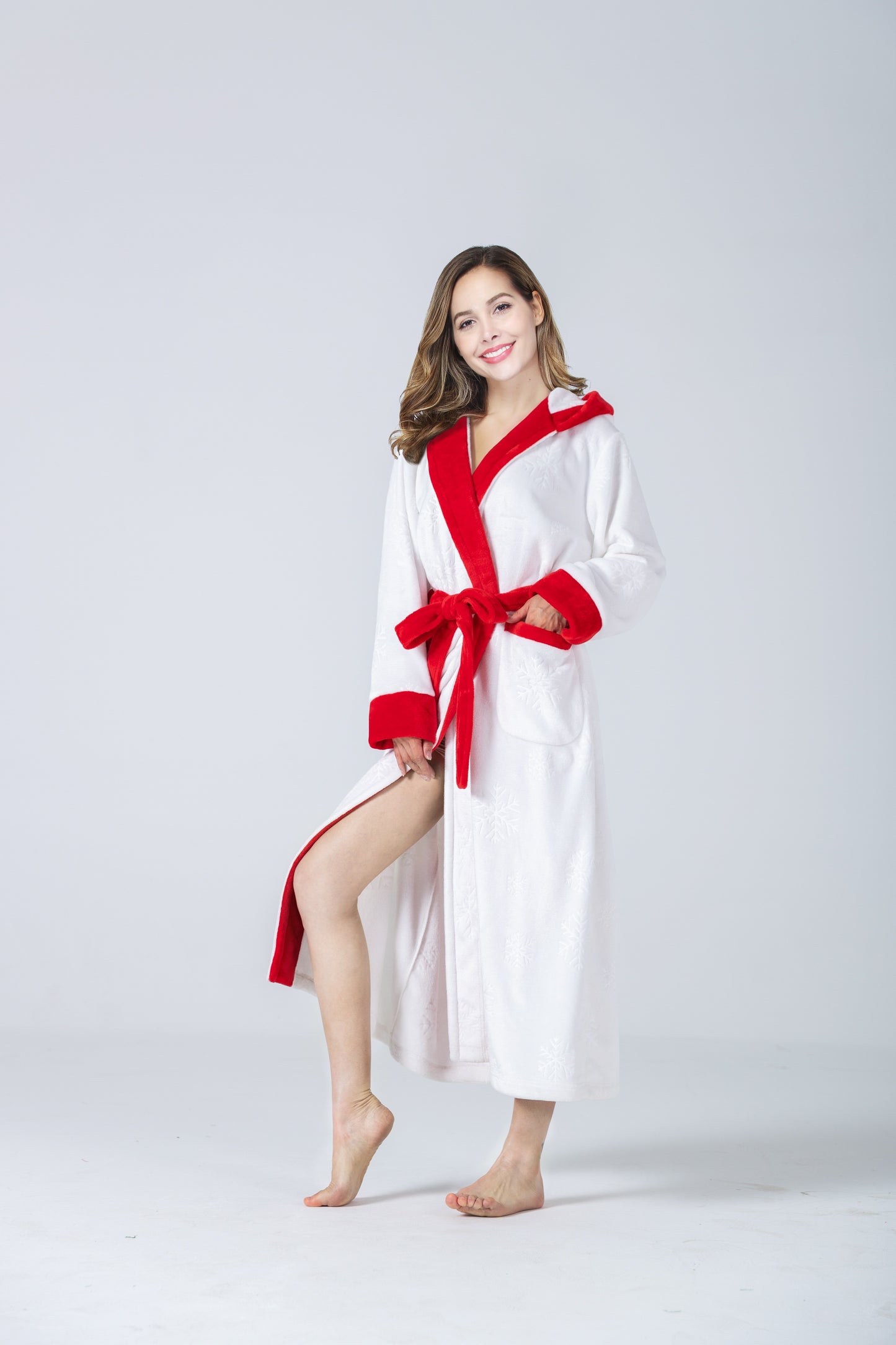 RONGTAI Womens Plush Fleece Hooded Bathrobe, Thick Nightgown Long Robe Sleepwear With Two Side Pockets And Belt